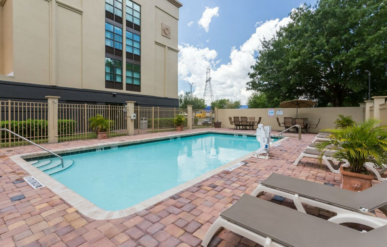 Wingate By Wyndham, Universal Studios - Free Theme Park Shuttle Orlando Exterior photo